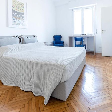 Appartement Milan Flat 5 Min From Duomo With Park For Small Cars Extérieur photo