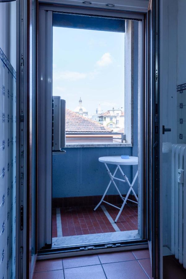 Appartement Milan Flat 5 Min From Duomo With Park For Small Cars Extérieur photo