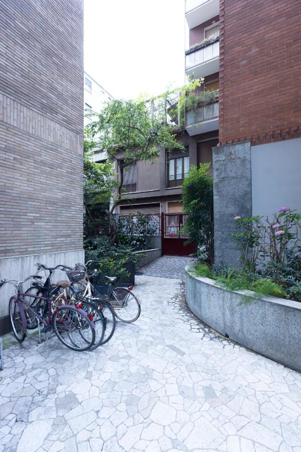Milan Flat 5 Min From Duomo With Park For Small Cars Extérieur photo
